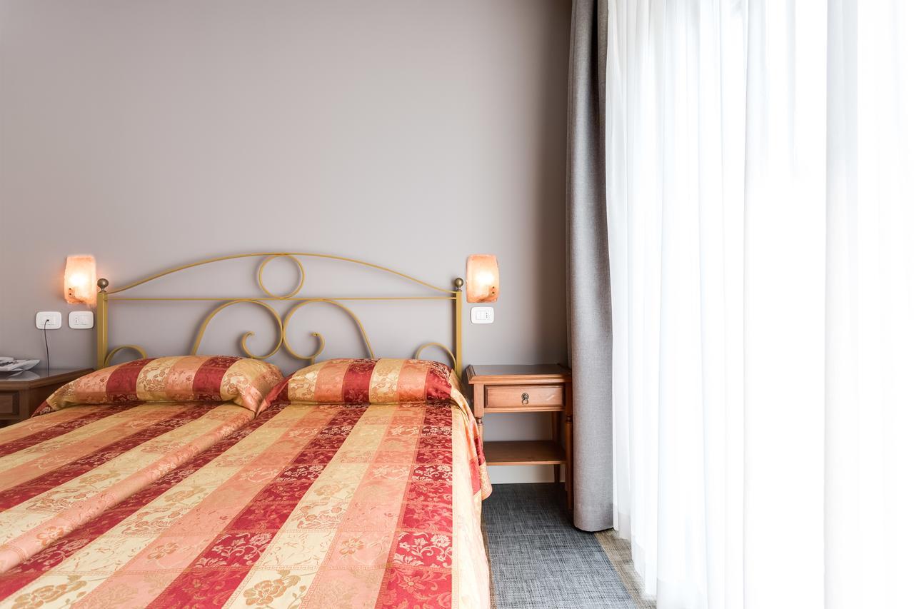 Hotel Europa 가르다 외부 사진